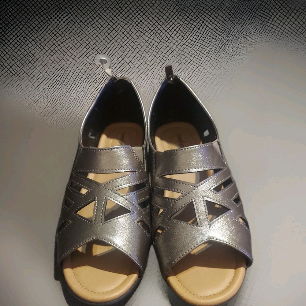 Comfortview Women's The Nyla Gladiator Sandal 9W Metallic Cushion Boho Y2K NWOT‎